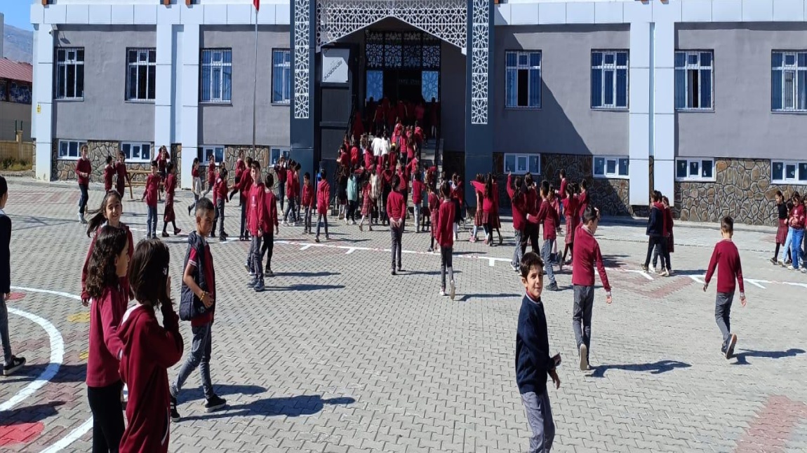 OKULUMUZUN TARİHÇESİ